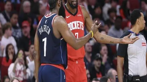 曼城欲在冬窗引进马尔穆什，法兰克福要价超8000万欧，阿诺德表现亮眼：传3球，控球18次